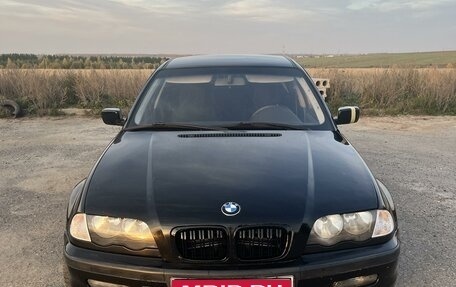 BMW 3 серия, 2000 год, 500 000 рублей, 1 фотография