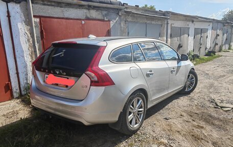 Volvo V60 I, 2016 год, 1 920 000 рублей, 3 фотография