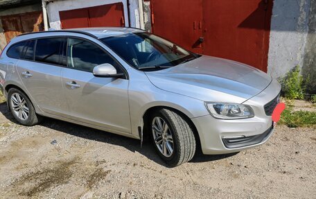 Volvo V60 I, 2016 год, 1 920 000 рублей, 2 фотография