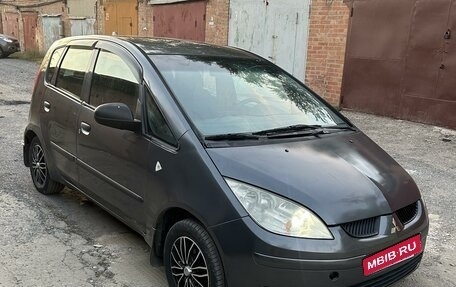 Mitsubishi Colt VI рестайлинг, 2004 год, 350 000 рублей, 1 фотография