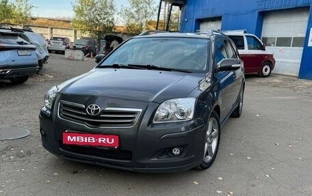 Toyota Avensis III рестайлинг, 2006 год, 950 000 рублей, 2 фотография