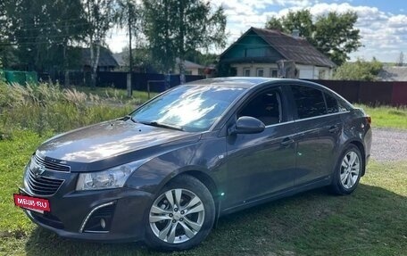 Chevrolet Cruze II, 2013 год, 900 000 рублей, 9 фотография