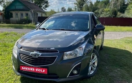 Chevrolet Cruze II, 2013 год, 900 000 рублей, 11 фотография