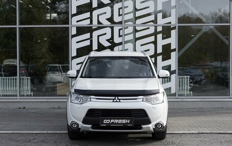 Mitsubishi Outlander III рестайлинг 3, 2014 год, 1 899 000 рублей, 3 фотография