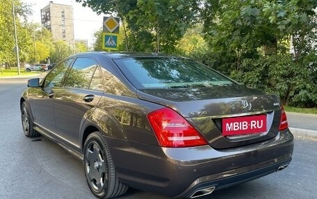 Mercedes-Benz S-Класс, 2012 год, 2 850 000 рублей, 9 фотография