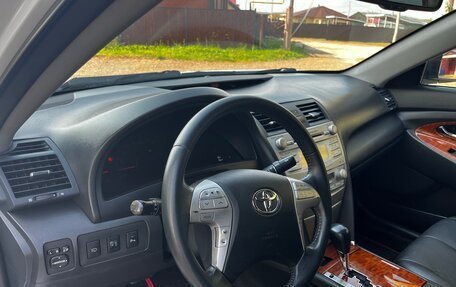 Toyota Camry, 2010 год, 1 350 000 рублей, 14 фотография