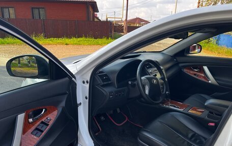 Toyota Camry, 2010 год, 1 350 000 рублей, 8 фотография