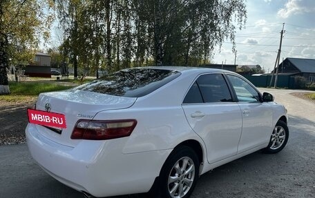 Toyota Camry, 2010 год, 1 350 000 рублей, 4 фотография