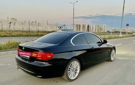 BMW 3 серия, 2011 год, 2 050 000 рублей, 18 фотография