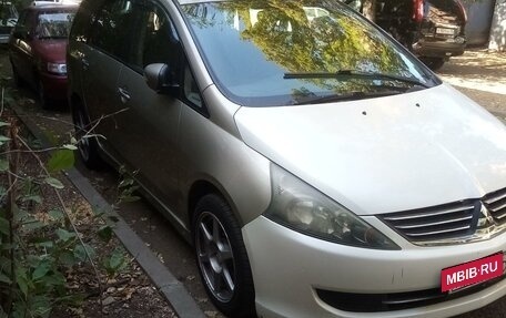 Mitsubishi Grandis, 2007 год, 800 000 рублей, 4 фотография