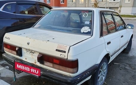 Mazda Familia, 1988 год, 95 000 рублей, 4 фотография