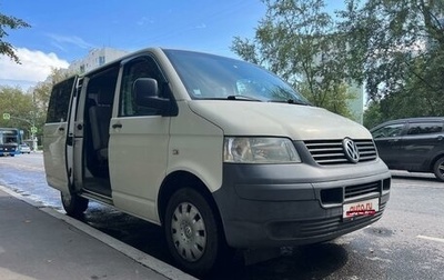 Volkswagen Transporter T5 рестайлинг, 2008 год, 2 000 000 рублей, 1 фотография