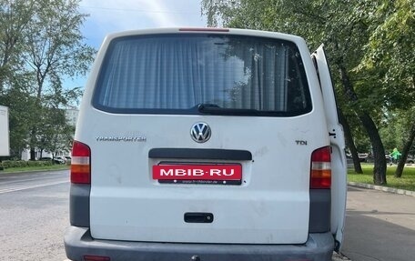 Volkswagen Transporter T5 рестайлинг, 2008 год, 2 000 000 рублей, 11 фотография