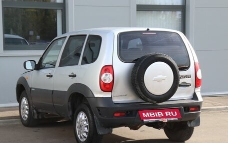 Chevrolet Niva I рестайлинг, 2010 год, 499 000 рублей, 7 фотография