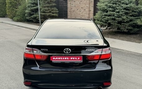 Toyota Camry, 2015 год, 2 200 000 рублей, 5 фотография