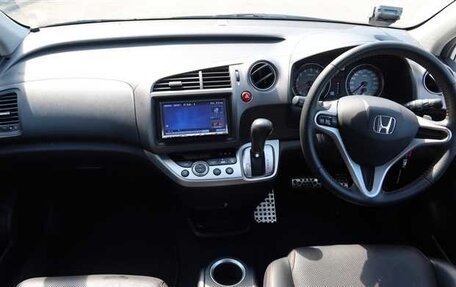 Honda Stream II, 2014 год, 1 056 000 рублей, 19 фотография