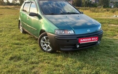 Fiat Punto III Punto Evo рестайлинг, 2001 год, 230 000 рублей, 2 фотография