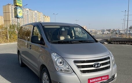 Hyundai H-1 II рестайлинг, 2016 год, 2 519 000 рублей, 3 фотография