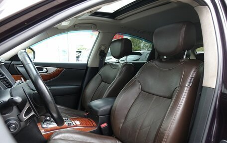 Infiniti QX70, 2015 год, 2 390 001 рублей, 8 фотография