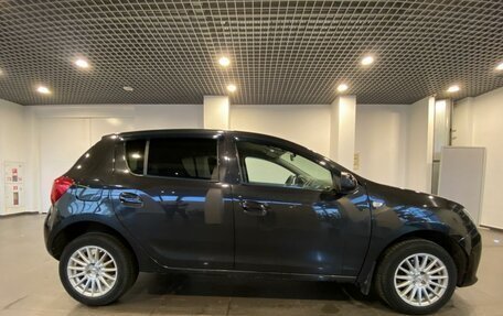 Renault Sandero II рестайлинг, 2015 год, 1 030 000 рублей, 2 фотография