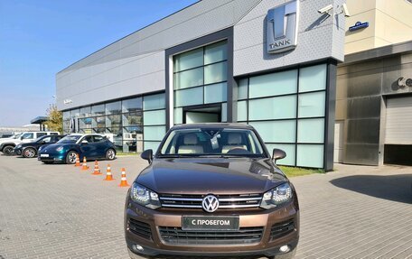 Volkswagen Touareg III, 2012 год, 2 550 000 рублей, 2 фотография