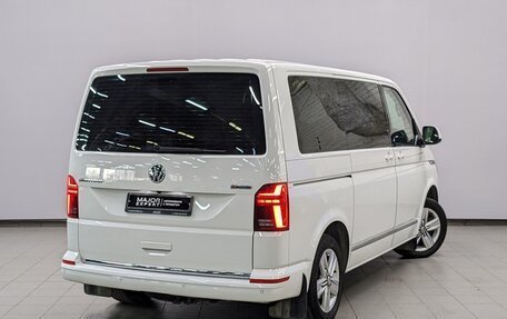 Volkswagen Multivan T6 рестайлинг, 2020 год, 5 890 000 рублей, 5 фотография