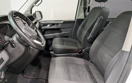 Volkswagen Multivan T6 рестайлинг, 2020 год, 5 890 000 рублей, 20 фотография