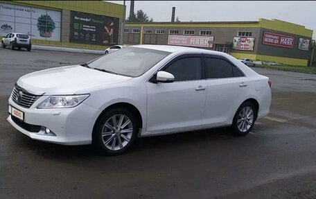 Toyota Camry, 2014 год, 2 350 000 рублей, 2 фотография