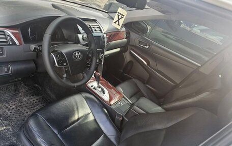 Toyota Camry, 2014 год, 2 350 000 рублей, 14 фотография