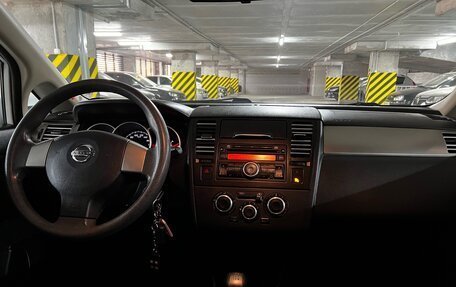 Nissan Tiida, 2011 год, 949 000 рублей, 23 фотография