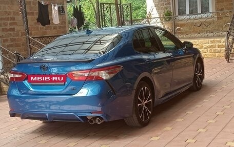 Toyota Camry, 2019 год, 3 000 000 рублей, 6 фотография