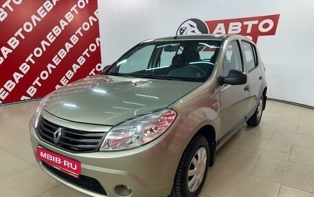 Renault Sandero I, 2011 год, 775 000 рублей, 2 фотография