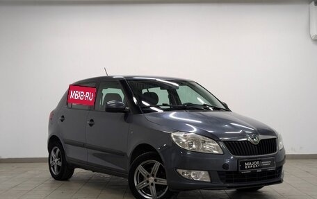 Skoda Fabia II, 2012 год, 895 000 рублей, 24 фотография