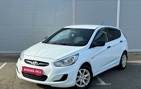 Hyundai Solaris II рестайлинг, 2013 год, 795 000 рублей, 3 фотография