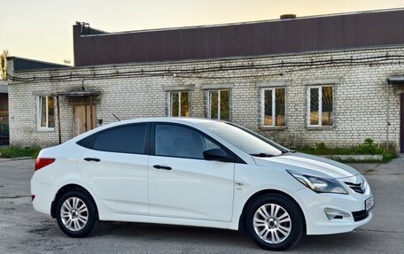 Hyundai Solaris II рестайлинг, 2014 год, 1 000 000 рублей, 17 фотография