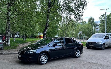 Opel Astra J, 2013 год, 1 299 999 рублей, 7 фотография