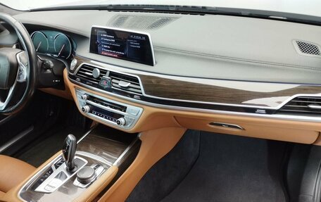 BMW 7 серия, 2016 год, 3 797 000 рублей, 26 фотография