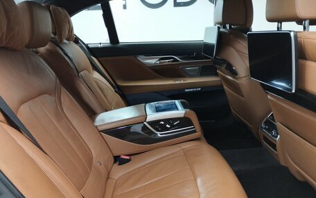 BMW 7 серия, 2016 год, 3 797 000 рублей, 27 фотография