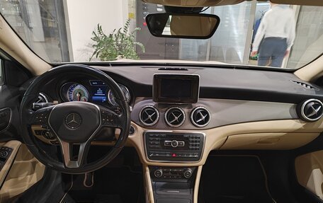 Mercedes-Benz GLA, 2014 год, 1 990 000 рублей, 11 фотография