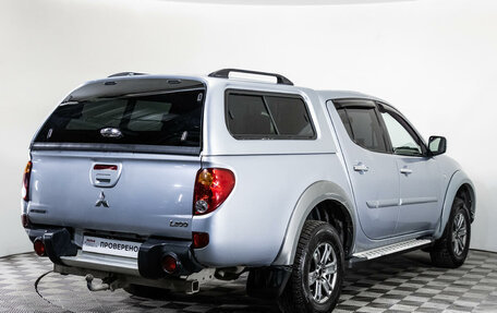 Mitsubishi L200 IV рестайлинг, 2014 год, 1 377 000 рублей, 5 фотография