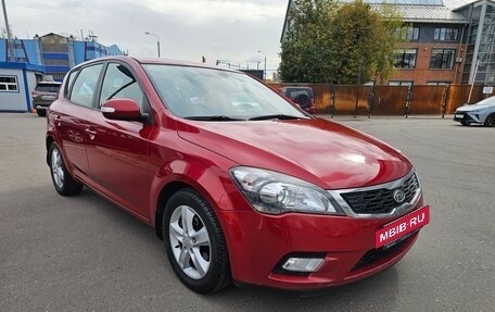 KIA cee'd I рестайлинг, 2011 год, 839 000 рублей, 3 фотография