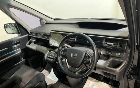 Honda Stepwgn IV, 2016 год, 2 200 000 рублей, 10 фотография