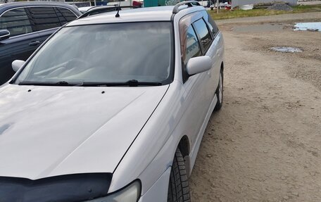 Nissan Avenir II, 2002 год, 410 000 рублей, 3 фотография