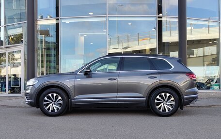 Volkswagen Touareg III, 2019 год, 4 580 000 рублей, 5 фотография