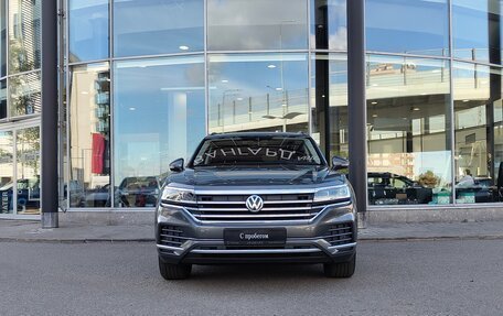 Volkswagen Touareg III, 2019 год, 4 580 000 рублей, 3 фотография