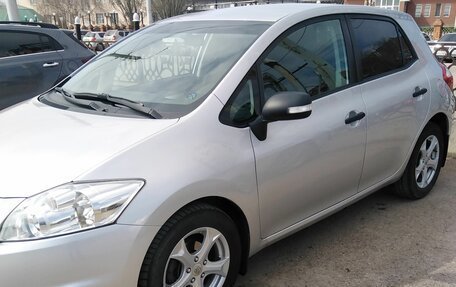 Toyota Auris II, 2012 год, 1 275 000 рублей, 2 фотография