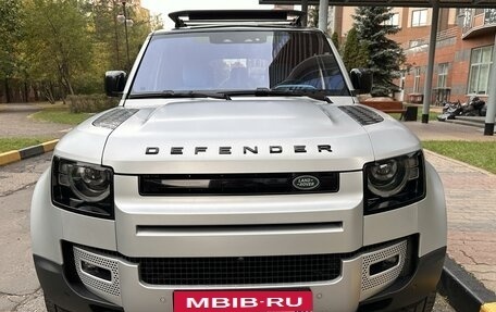 Land Rover Defender II, 2020 год, 9 890 000 рублей, 5 фотография