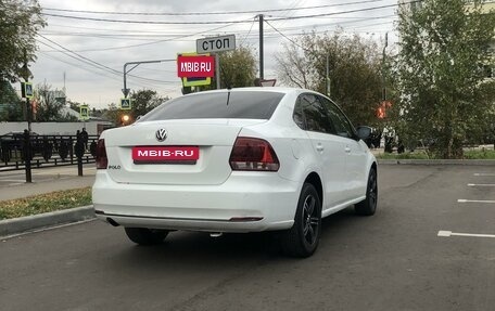 Volkswagen Polo VI (EU Market), 2015 год, 700 000 рублей, 5 фотография