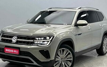 Volkswagen Teramont I, 2021 год, 4 500 000 рублей, 1 фотография