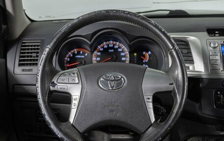 Toyota Hilux VII, 2013 год, 2 100 000 рублей, 12 фотография